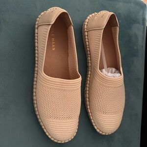 Women’s Cole Haan Cloudfeel Espadrilles Size 8 New In Box Retails for $130